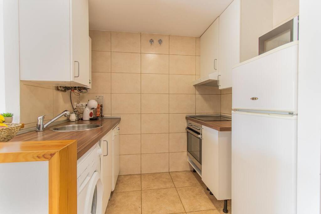 Penthouse Pyrinees , Terrace , Parking & Storage Appartement